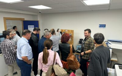 Diferentes organismos nacionales e internacionales visitan el FABLAB sedic-UPCT